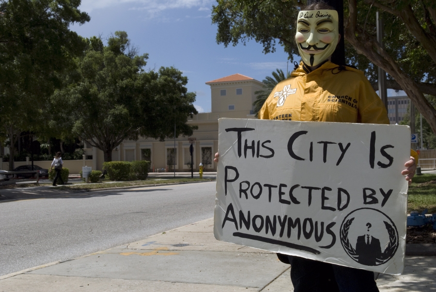 Az Anonymous hacker csoport